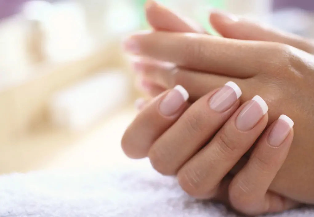 Les soins des ongles : mains et pieds
